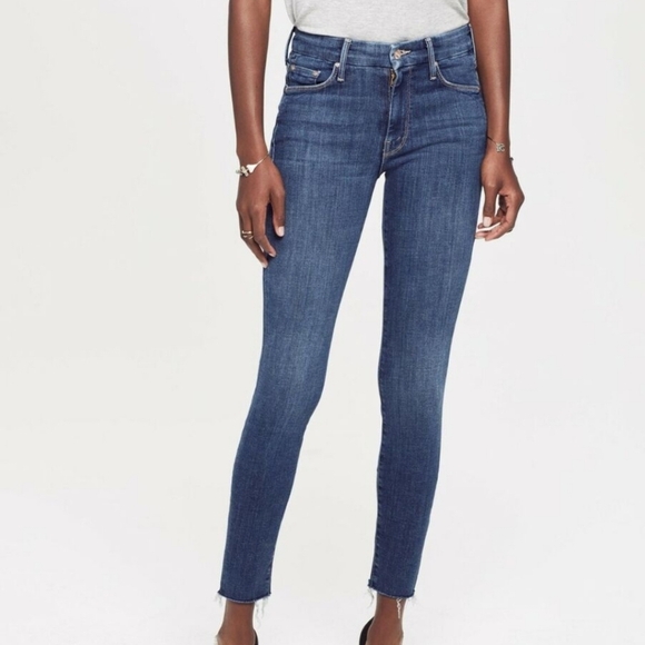 MOTHER Looker Ankle Fray - Picture 1 of 6